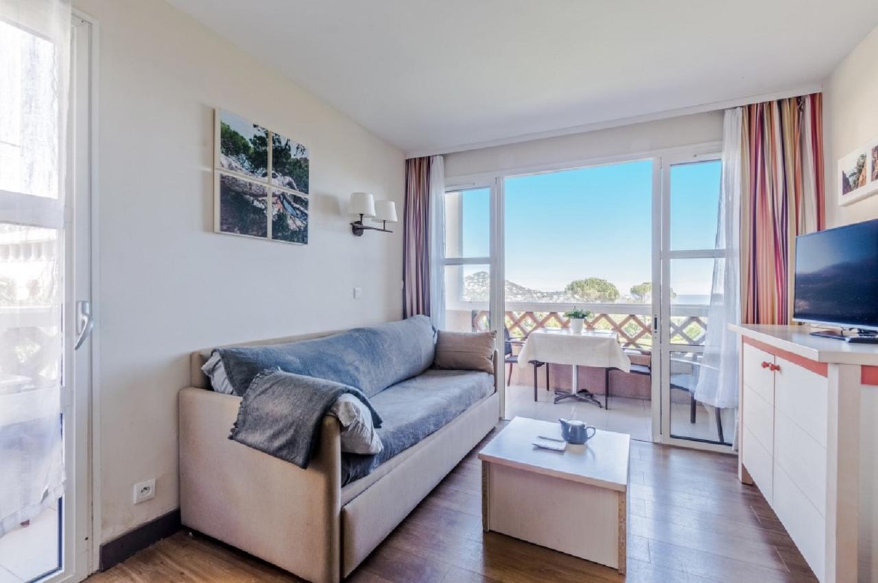 Residence Le Hameau Cap Esterel - Maeva Home Сен-Рафаель Екстер'єр фото